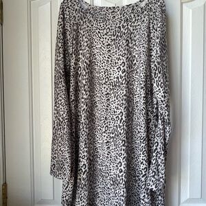 Women's Long Sleeve Leopard Print Night Gown - Black on Cream